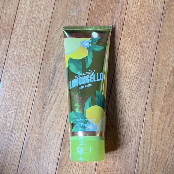 Bath & Body Works Bath & Body Sparkling Limoncello Body Cream